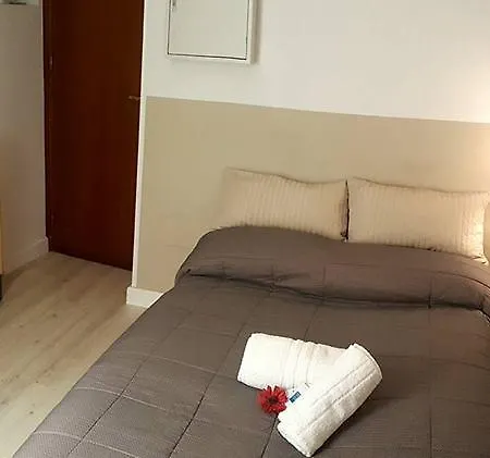 Palermo Inn Apartment 3* 팔레르모